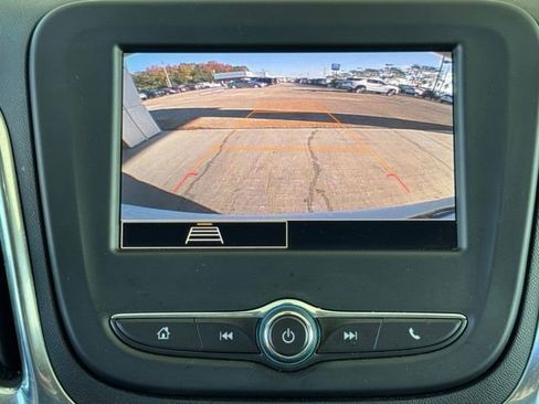 Used 2024 Chevrolet Equinox LT image 34