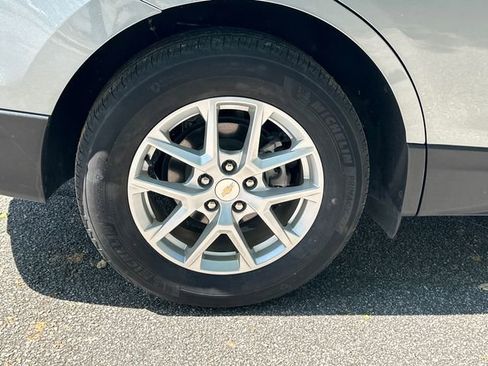 Used 2023 Chevrolet Equinox LT w/ LPO, Floor Liner Package FWD image 31