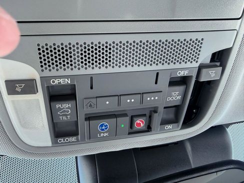 Used 2016 Acura RDX AWD w/ Advance Package image 22