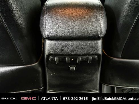 Used 2015 Jeep Wrangler Unlimited Sahara AWD/4WD image 17