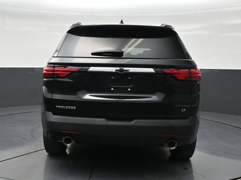 Used 2023 Chevrolet Traverse LT FWD image 4