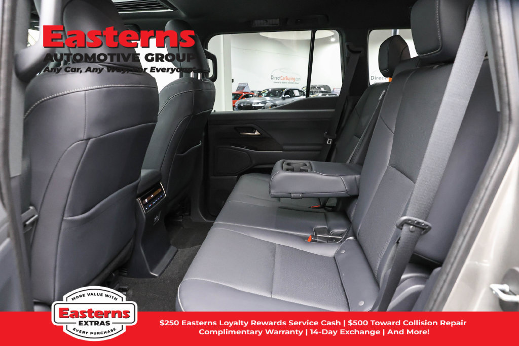 Used 2024 Lexus GX 550 w/ Cold Area Package AWD/4WD image 23