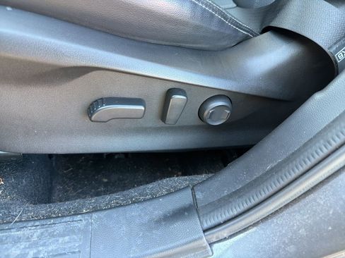 Used 2020 Subaru Forester Touring image 16