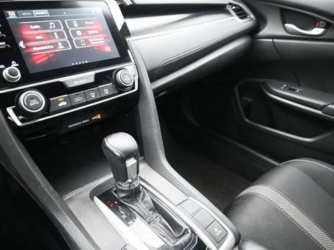 Used 2019 Honda Civic Sport image 28