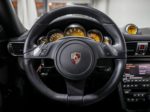 Used 2011 Porsche 911 Carrera GTS image 10