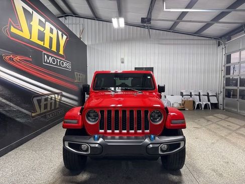 Used 2022 Jeep Wrangler Unlimited Sahara 4xe image 31