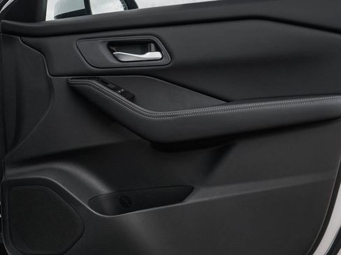 New 2026 Nissan Rogue SV AWD/4WD image 10