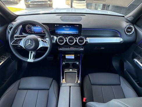 New 2026 Mercedes-Benz GLB 250 image 11