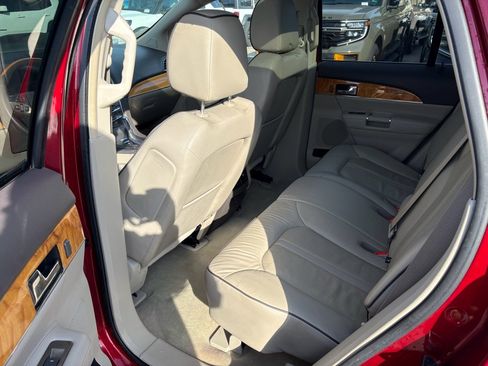 Used 2013 Lincoln MKX AWD image 13