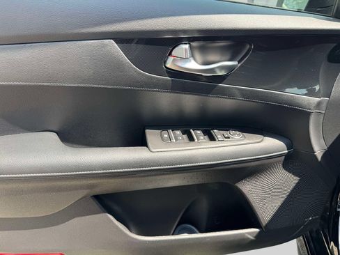 Used 2023 Kia Forte GT-Line w/ GT-Line Premium Package FWD image 14