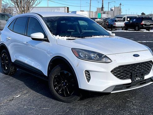 Used 2020 Ford Escape SE image 38