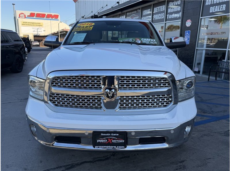 Used 2018 RAM 1500 Laramie w/ Convenience Group AWD/4WD image 2