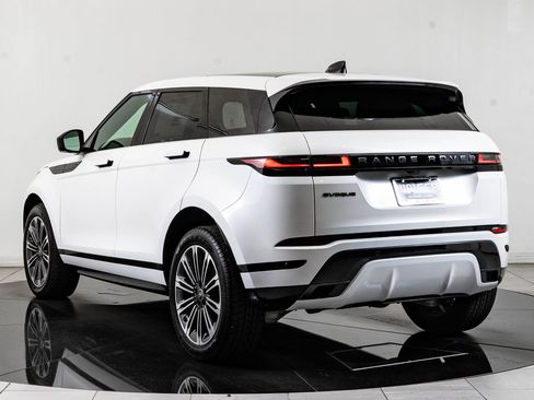 Certified 2026 Land Rover Range Rover Evoque Dynamic SE AWD/4WD image 6