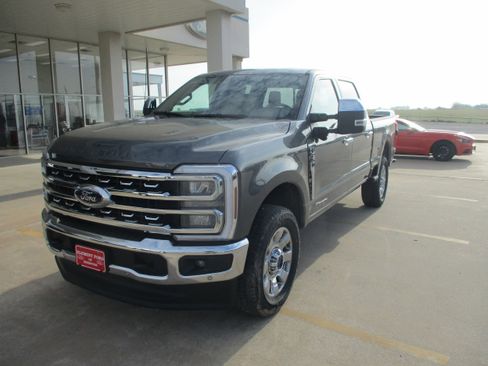 New 2026 Ford F250 Lariat w/ Lariat Premium Package AWD/4WD image 9