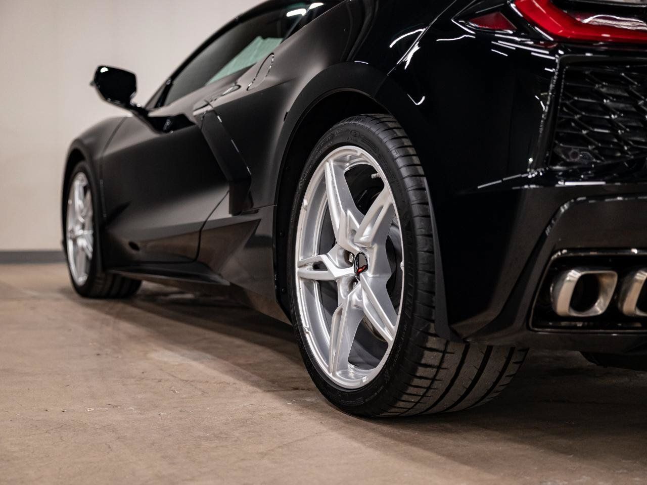 Used 2023 Chevrolet Corvette Stingray Coupe w/ Z51 Performance Package RWD image 37