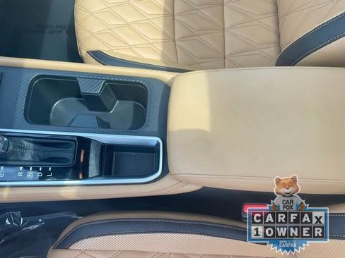 Used 2025 Nissan Sentra SV w/ SV Premium Package FWD image 22