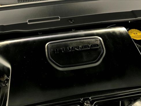 Used 2025 Jeep Compass Limited image 30