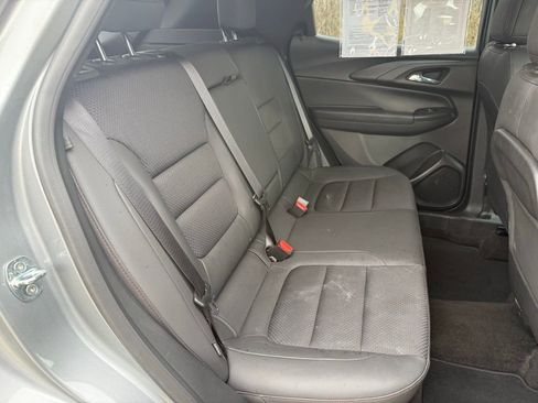 Used 2023 Chevrolet TrailBlazer RS w/ Convenience Package image 16
