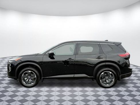 Used 2025 Nissan Rogue SV image 4