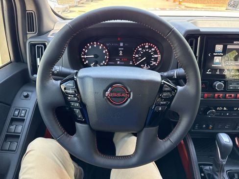 Used 2025 Nissan Frontier PRO-4X w/ Pro Premium Package image 22
