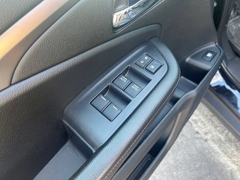 Used 2019 Honda Ridgeline Sport image 11