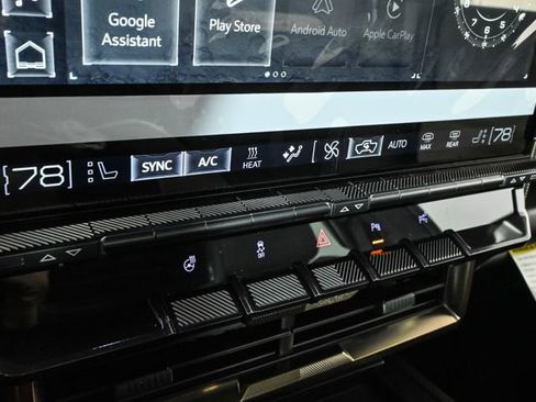 New 2025 GMC Hummer EV 3X w/ LPO, Cargo Utility Package image 16