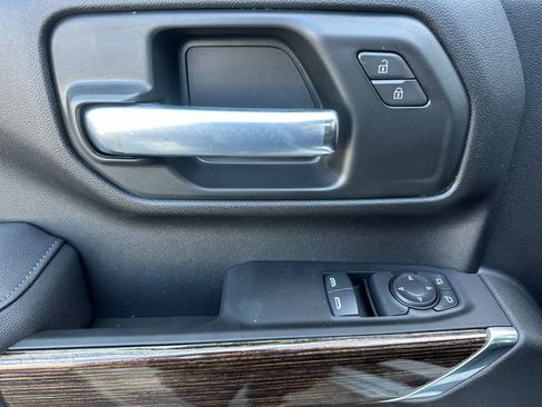 New 2026 GMC Sierra 3500 SLE w/ SLE Convenience Package image 11