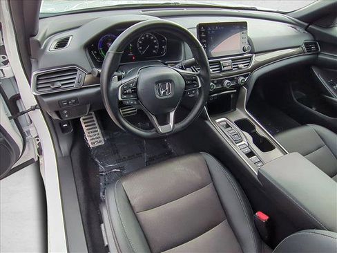 Used 2022 Honda Accord Sport image 10