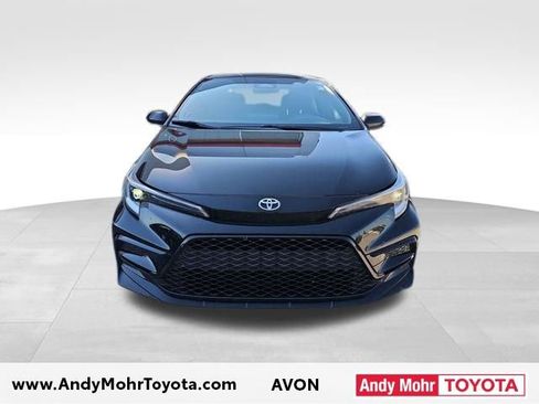 Used 2024 Toyota Corolla SE image 2
