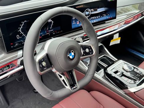 New 2026 BMW 760i xDrive w/ Premium Package AWD/4WD image 15