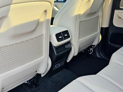 New 2026 Mercedes-Benz GLE 350 4MATIC image 23
