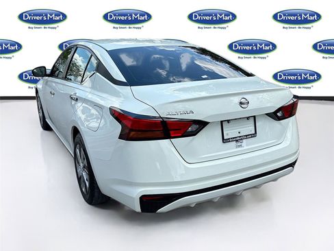 Used 2020 Nissan Altima 2.5 S FWD image 5
