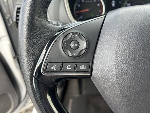 Used 2024 Mitsubishi Eclipse Cross SE image 19