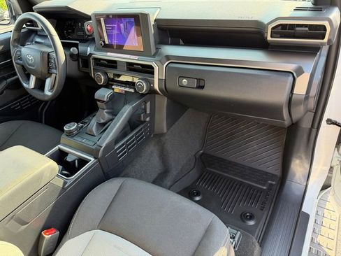 Certified 2025 Toyota 4Runner TRD Off-Road AWD/4WD image 19