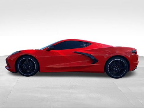 Used 2023 Chevrolet Corvette Stingray Coupe w/ 1LT RWD image 2