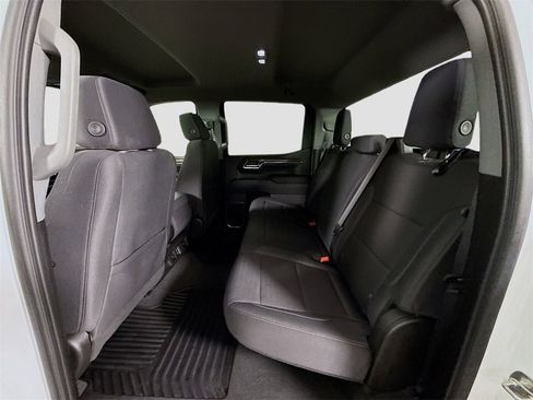 Used 2024 Chevrolet Silverado 1500 LT image 17