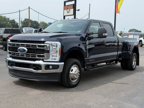 Used 2025 Ford F350 XLT AWD/4WD image 4