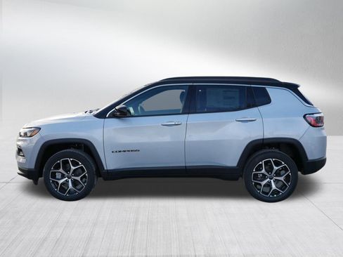 New 2026 Jeep Compass Limited image 4