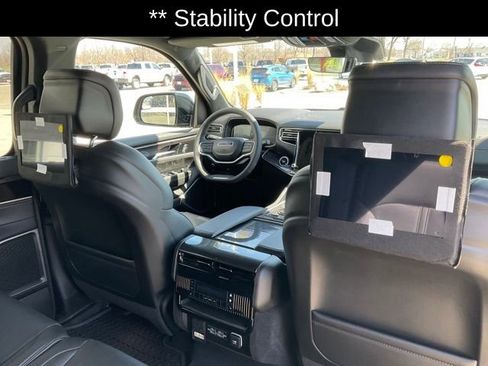 New 2024 Jeep Wagoneer 4WD w/ Convenience Group I image 29