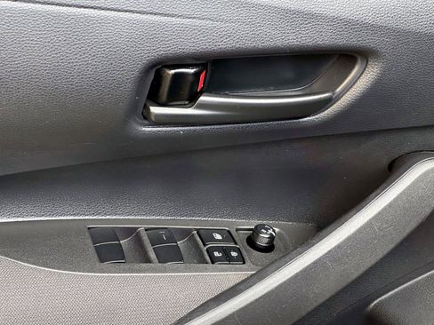Used 2024 Toyota Corolla LE FWD image 13