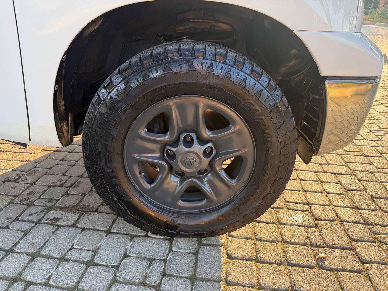 Used 2010 Toyota Tundra 2WD Double Cab image 11