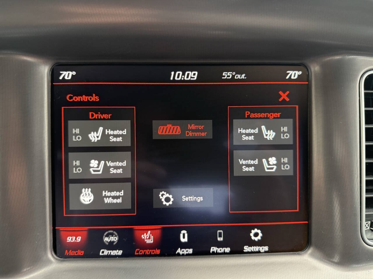 Used 2022 Dodge Charger SXT w/ Plus Group AWD/4WD image 18