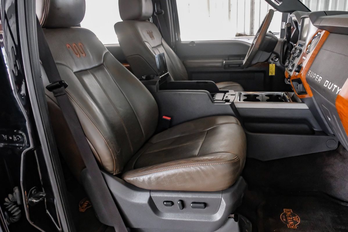 Used 2016 Ford F250 King Ranch w/ FX4 Off-Road Package AWD/4WD image 30