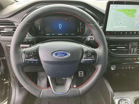 Used 2023 Ford Escape ST-Line w/ Tech Pack #1 AWD/4WD image 10