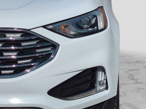 Certified 2019 Ford Edge SEL w/ Equipment Group 201A image 13