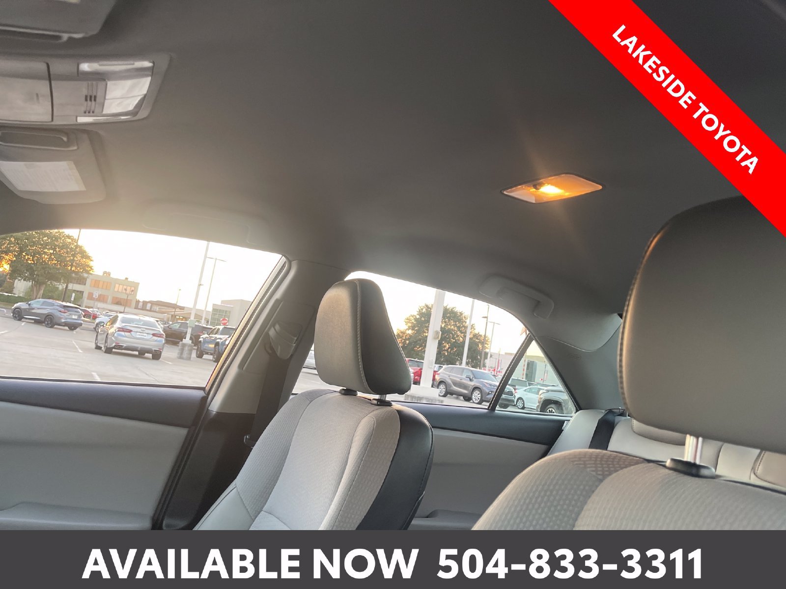 Used 2017 Toyota Camry SE FWD image 27