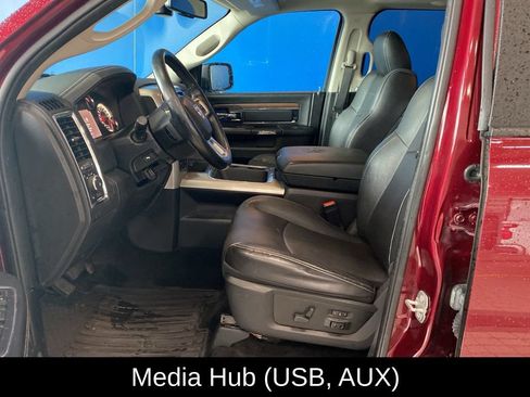 Used 2017 RAM 1500 Laramie w/ Convenience Group AWD/4WD image 10