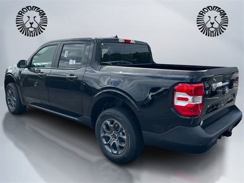 New 2025 Ford Maverick XLT image 7