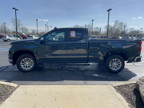 Used 2025 Chevrolet Silverado 1500 LT image 4