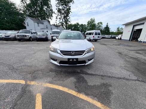 Used 2014 Honda Accord EX image 16